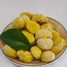 الكستناء المقشر والمجمد